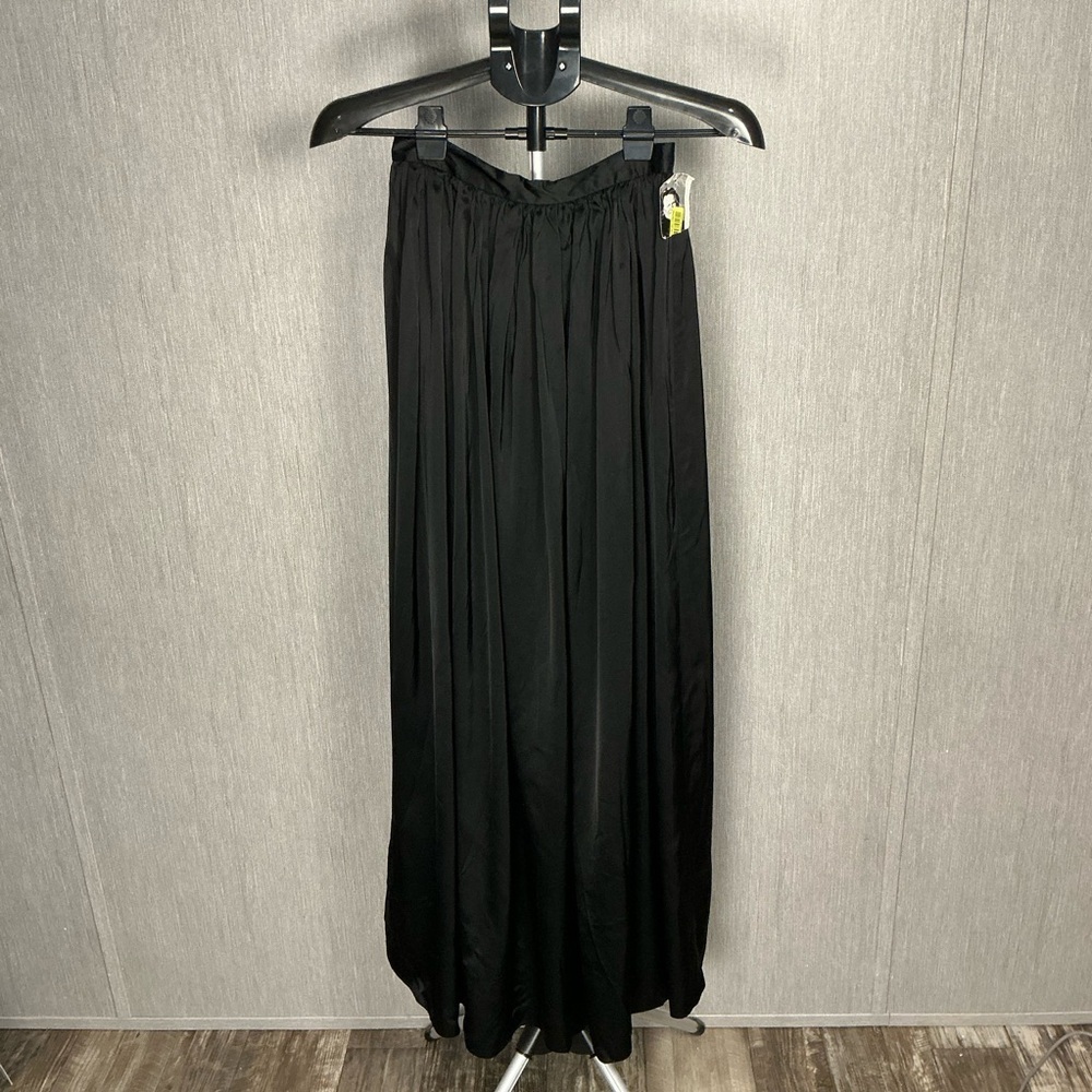 Peter Nygard Classic Lined Black Skirt Size 4 Tall